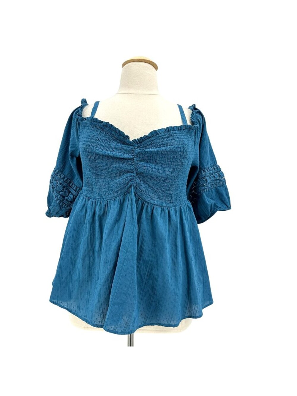NEW Torrid Womens 3X Top Smocked Clip Dot 3/4 Sleeve Cold Shoulder Blue Steel